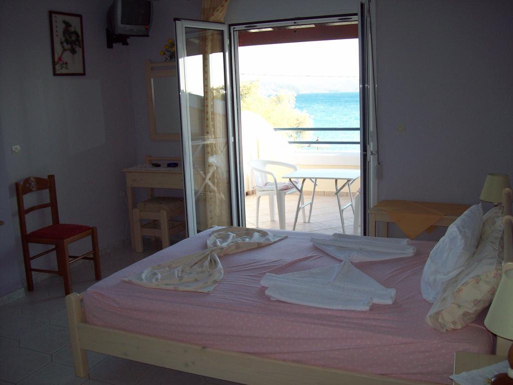 Oasis Studios Psili Ammos (Samos) Exterior photo